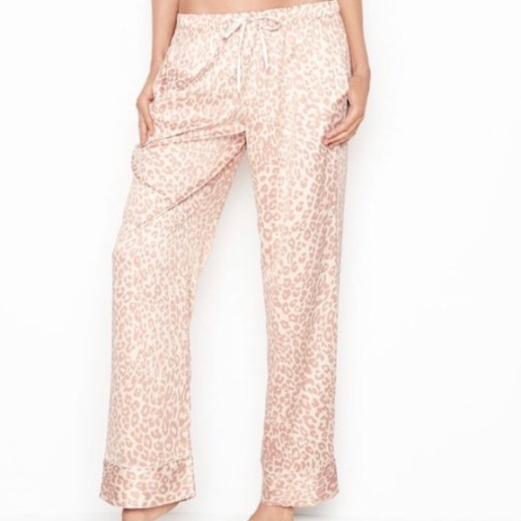 Victoria's Secret Other - VICTORIA’S SECRET pocket satin pajama pants, XL-short